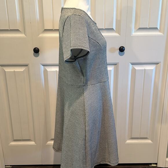 Le Lis XL Teylyn Textured Knit Dress NWOT - Picture 8 of 11